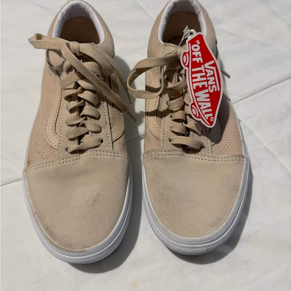 Vans Women’s Tan Sneakers